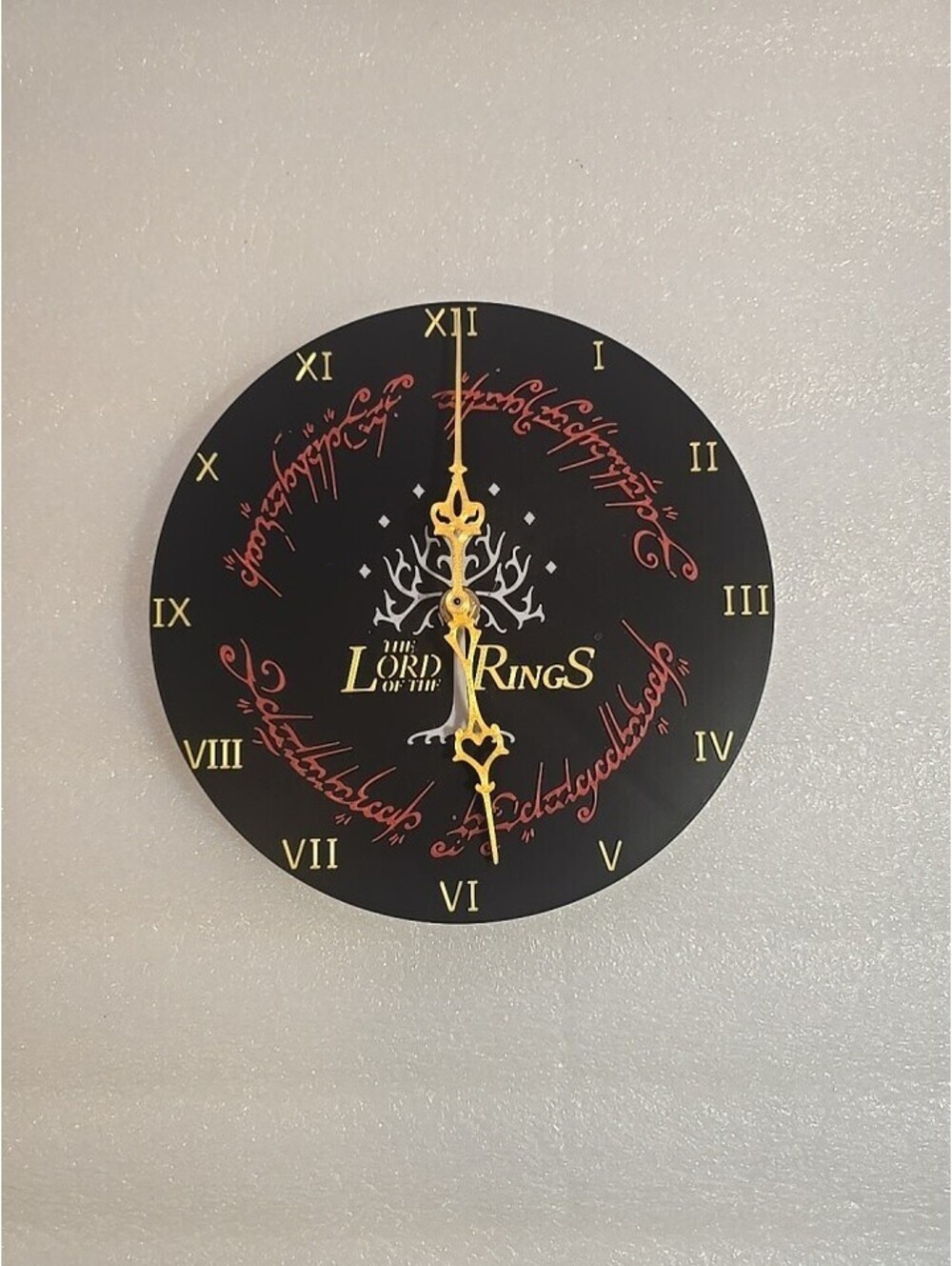 Sangtai 5168S The Lord of the Rings Wall Clock Home Décor Works 9.5"
